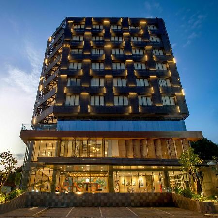 Artotel Yogyakarta Kejayan Buitenkant foto